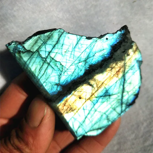 Labradorite: Proprietà, 6° Chakra,15 Usi, Significato E Benefici - Foto 5