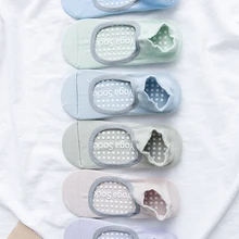Chaussettes de Yoga Anti-friction, respirantes en Silicone, antidérapantes, Barre de danse pour femmes, pantoufles avec poignées