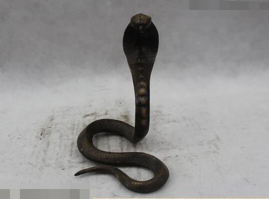 

8"Chinese Folk Pure Bronze Lucky excellent Lifelike Cobra Naja Statue