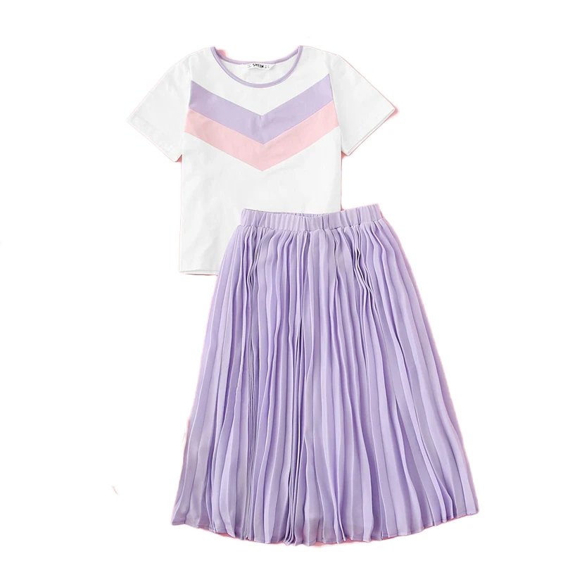SHEIN/Детская футболка с нашивками и плиссированная юбка с эластичной резинкой на талии Одежда для девочек-подростков комплект из двух предметов г. Летняя повседневная детская одежда