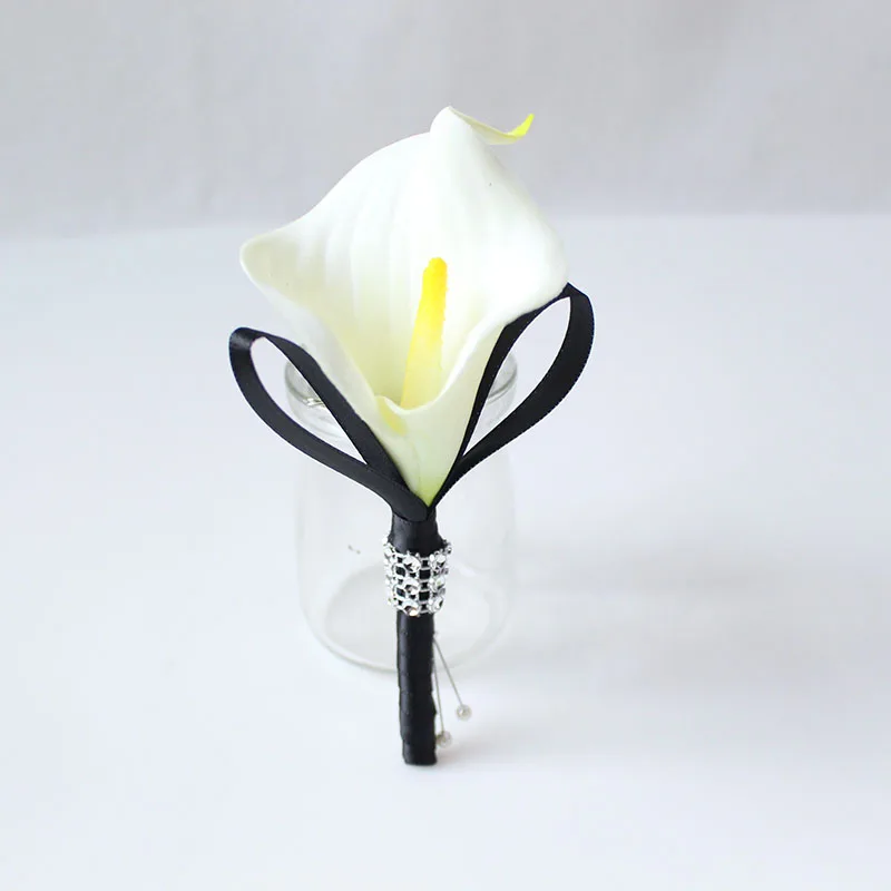 white black wedding boutonniere  (9)