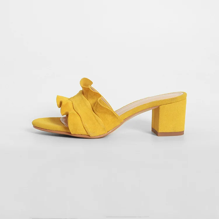 WOMEN SLIPPER 25