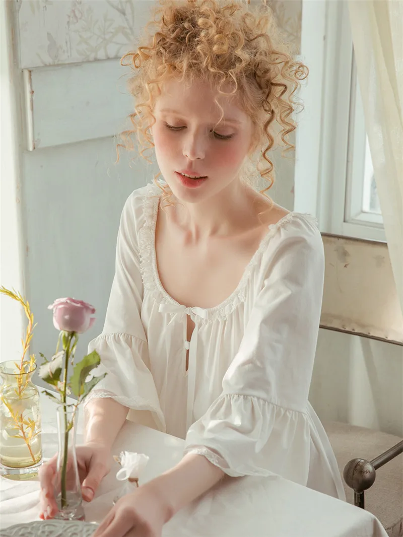 NIGHTGOWN (2)
