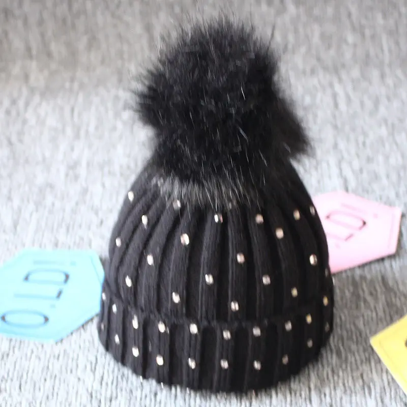 Милые вязаные шапочки с помпоном для новорожденных мальчиков и девочек; Зимние шапки; теплые меховые шапочки с помпонами и блестками; вязаные шапочки из флиса; вязаные шапочки - Цвет: Черный