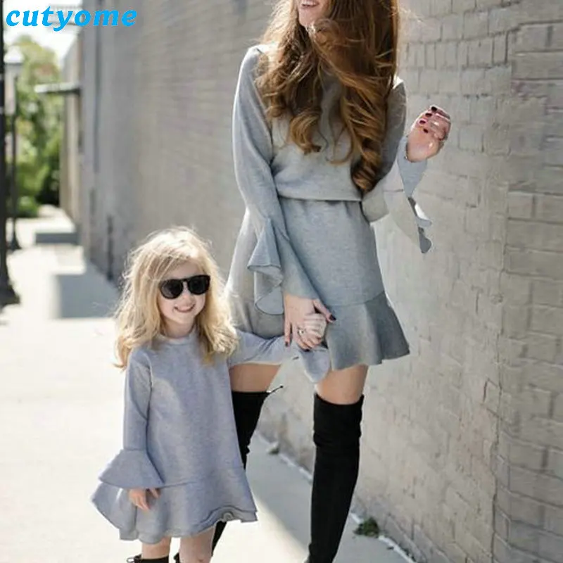 

Mommy And Me Family Look Dress Matching Outfits Clothes Autumn Long Sleeve Dresses For Mother Daughter Grey Christmas Dress