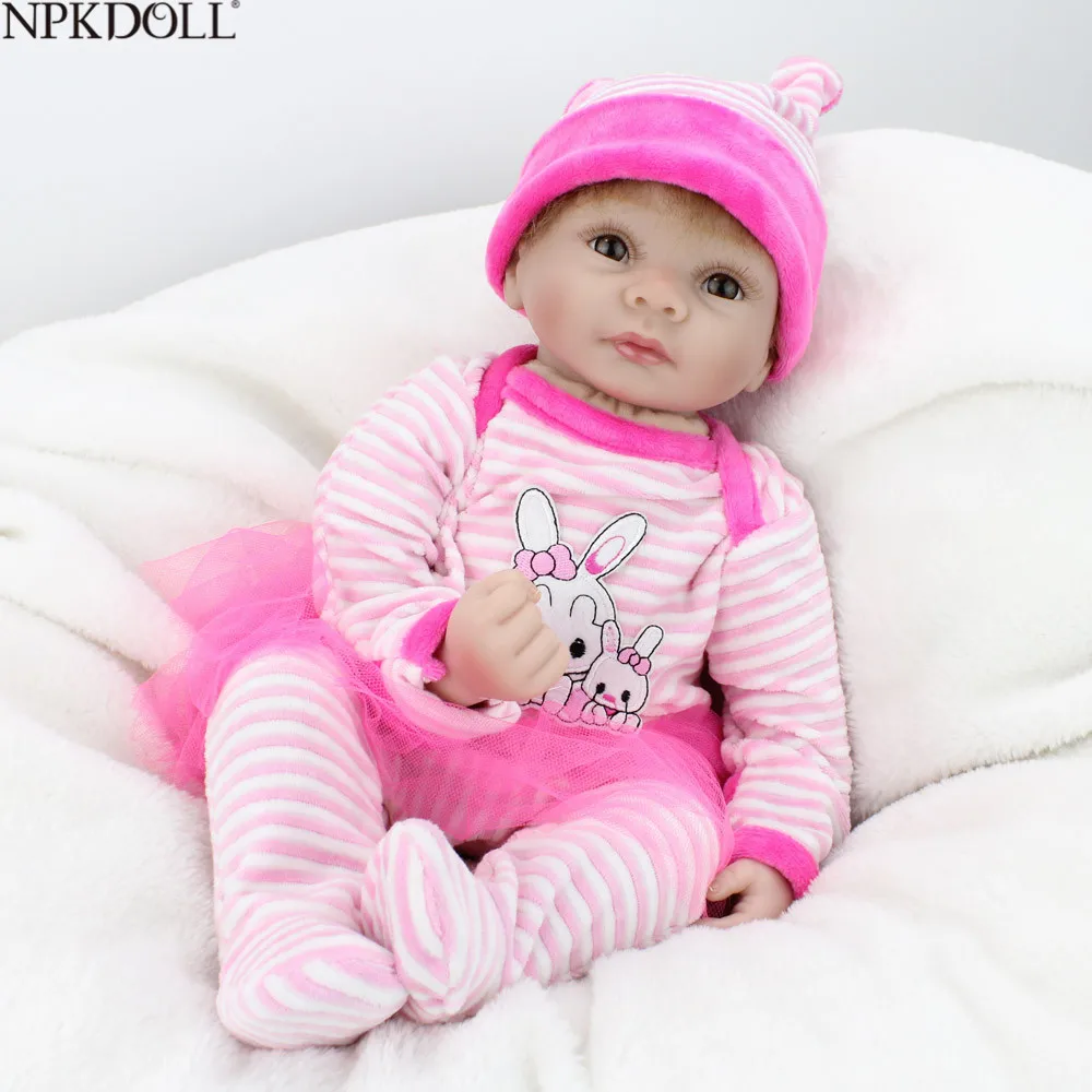

NPKDOLL Reborn Baby Doll Girl Fashionable Handmade 22 inch Kids Playmate Realistic Lifelike Soft Silicone Bebe Reborn menina
