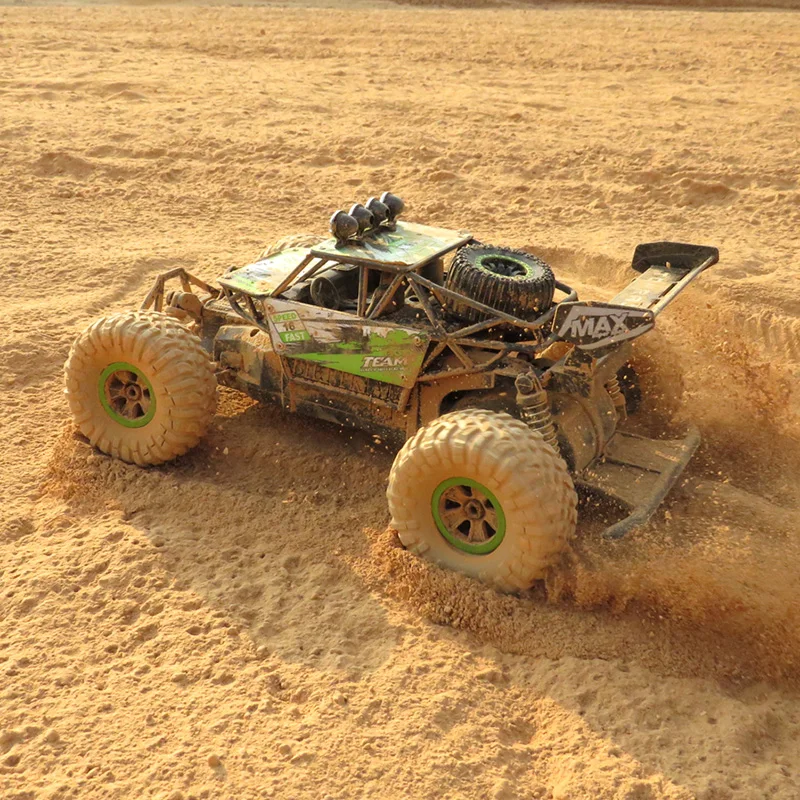 

Flytec SL156A 2.4G 4WD 1/18 Off-Road Car Remote Control Climbing Crawler Car Anti-skid Tire High-speed SUV RC Car Gift for Kids