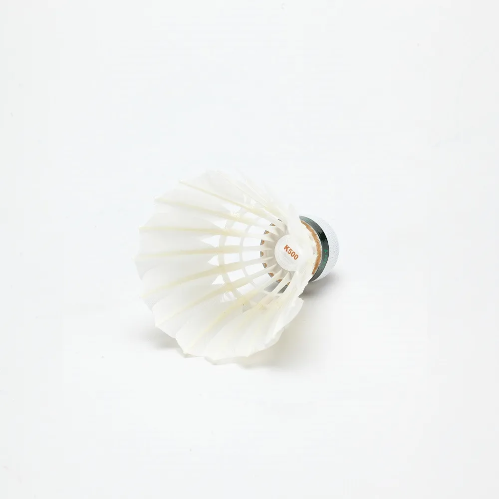 12 unids/lote Kawasaki King Kong 500 bádminton pluma de ganso bádminton velocidad 77 Durable bádminton Bola de ejercicio de entrenamiento. 12 unids/lote Kawasaki King Kong 500 bádminton pluma de ganso bádminton velocidad 77 Durable bádminton Bola de ejercicio de entrenamiento.