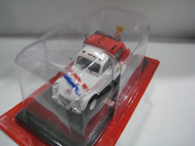 

Special Offer rare 1:43 2CV French Trailer Barrier Removal Vehicle Retro Vehicle Model Alloy Collection Model