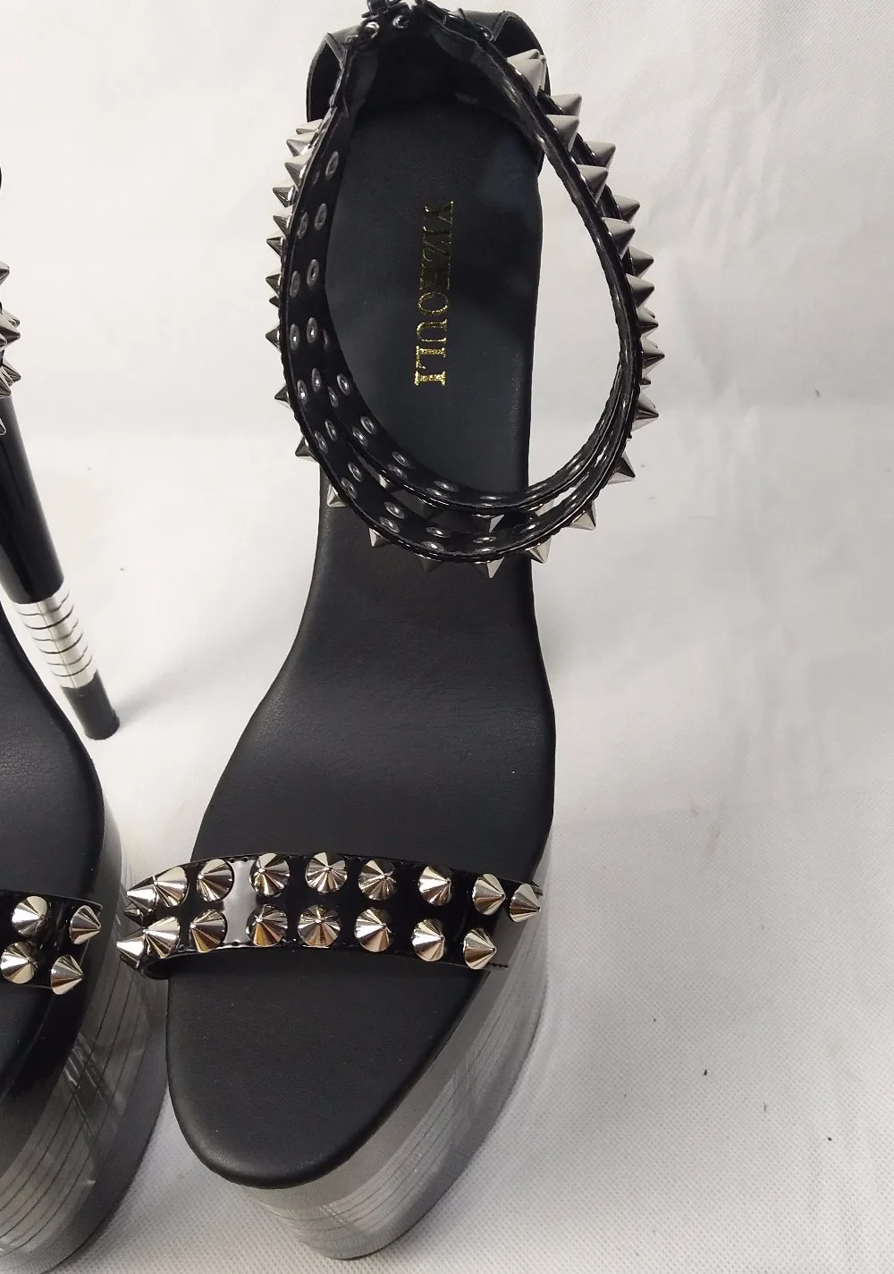 20 cm, black baking paint sexy wedding heels, riveted sandals striped platform, dancing shoes