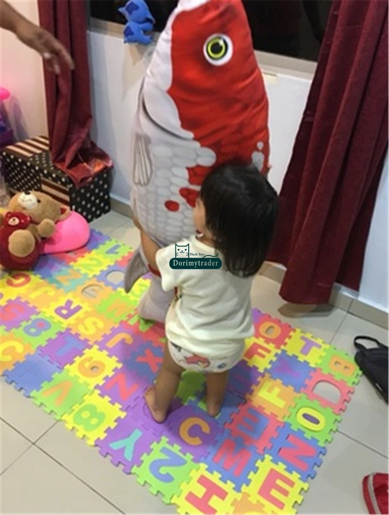 Dorimytrader 135cm Large Simulated Animal Koi Fish Plush Toy Stuffed Soft Fishes Animals Pillow  Doll 53inches Gift Home Decoration DY61692 (18)