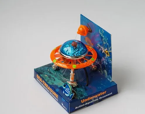 

HONGYI 1 piece plastic fish tank ornament aquarium decoration landscape UFO action figure connection oxygen pump orange/green