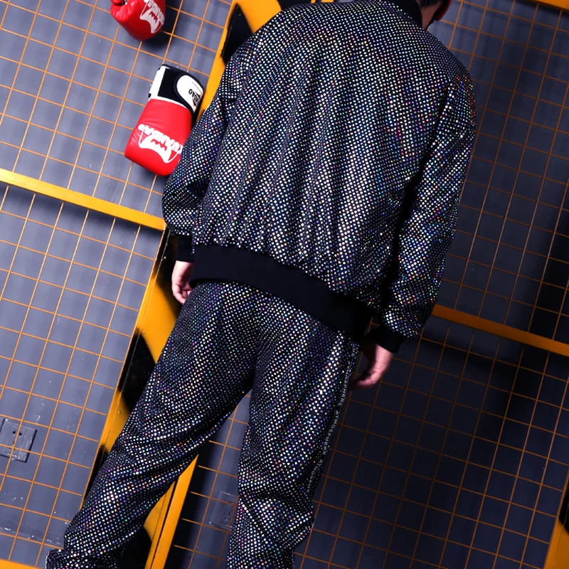 M 6xl // 2020.in Модный сценический костюм с серебряными блестками и крутым комплектом