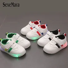 Новые осенние детские светящиеся Сникеры, Корейская повседневная спортивная обувь, для студентов, Белая обувь, светодиодный цветной свет, детская обувь, B09275