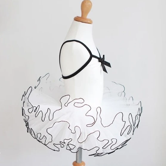 2017 NEW New Girls Ballet Costume Tutu Skirt Child Party Leotards Skirt Dance Skate Dress White 6 size