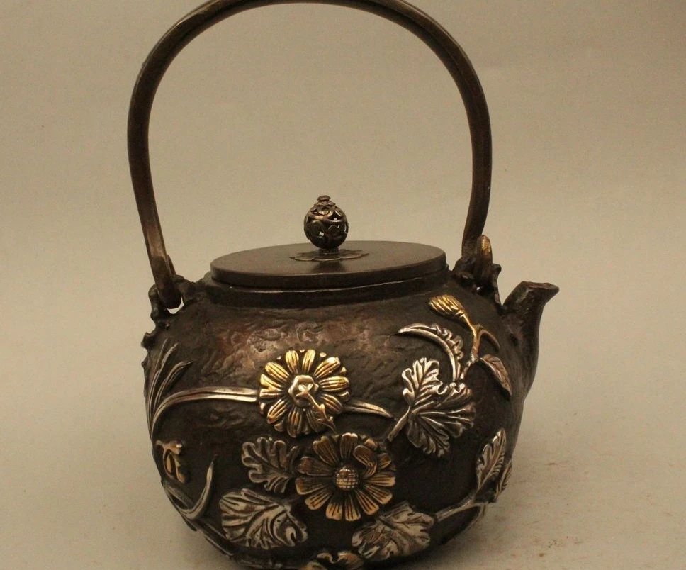 

9"Archaic Japan Japanese Iron Lucky Sunflower Kettle Wine Tea Pot Flagon