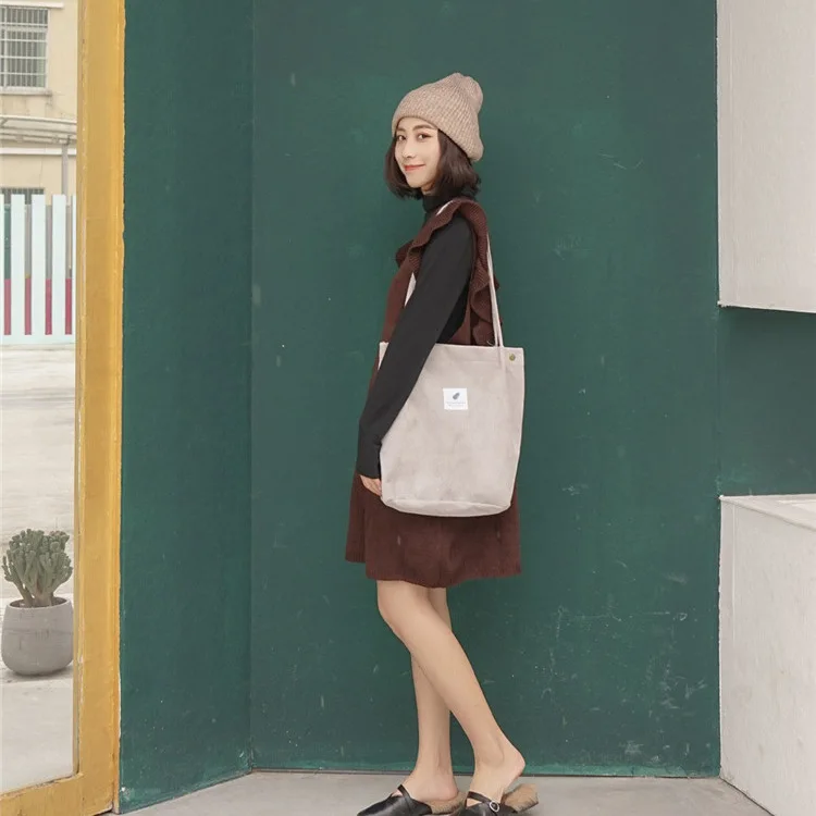 9899255883_410252092