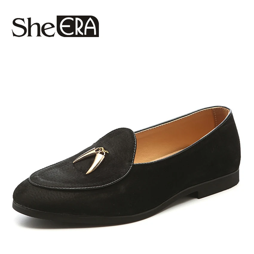 

She ERA Basic Faux Suede Men Loafers Pointed Toe Metal Decorated Leather Men Driving Shoes Slip On Moccasins size 37-47