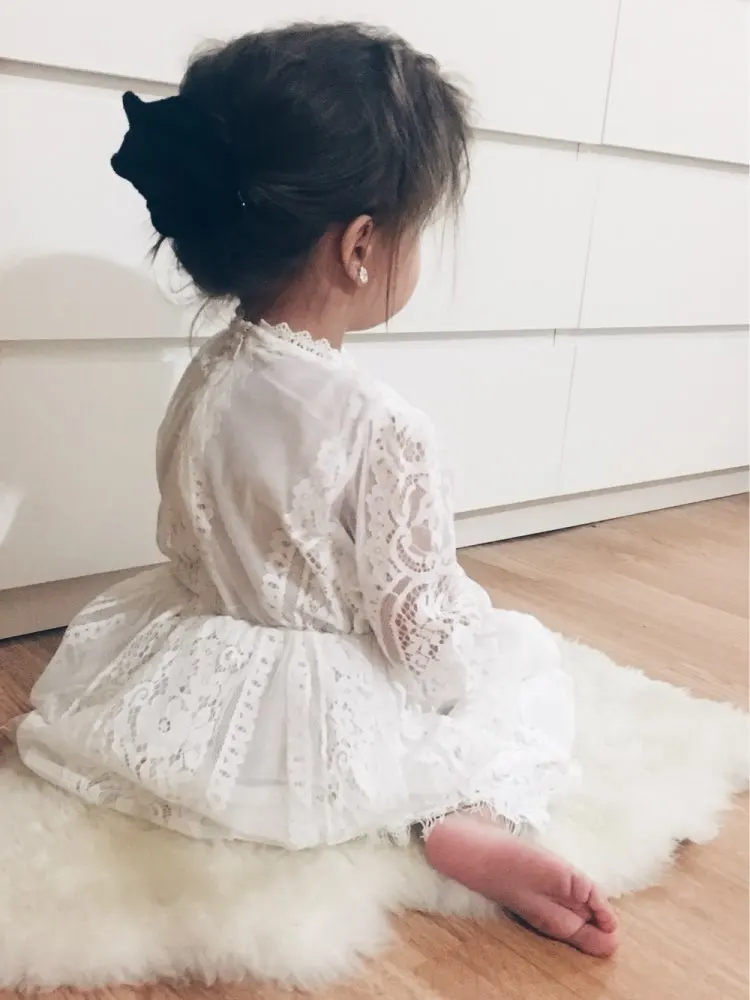 2019 New Fashion Girls Dress White Long Sleeves Lace Princess Children Baby Girl Dress Baby Girl Clothes Kids Dresses For Girls 2019 New Fashion Girls Dress White Long Sleeves Lace Princess Children Baby Girl Dress Baby Girl Clothes Kids Dresses For Girls