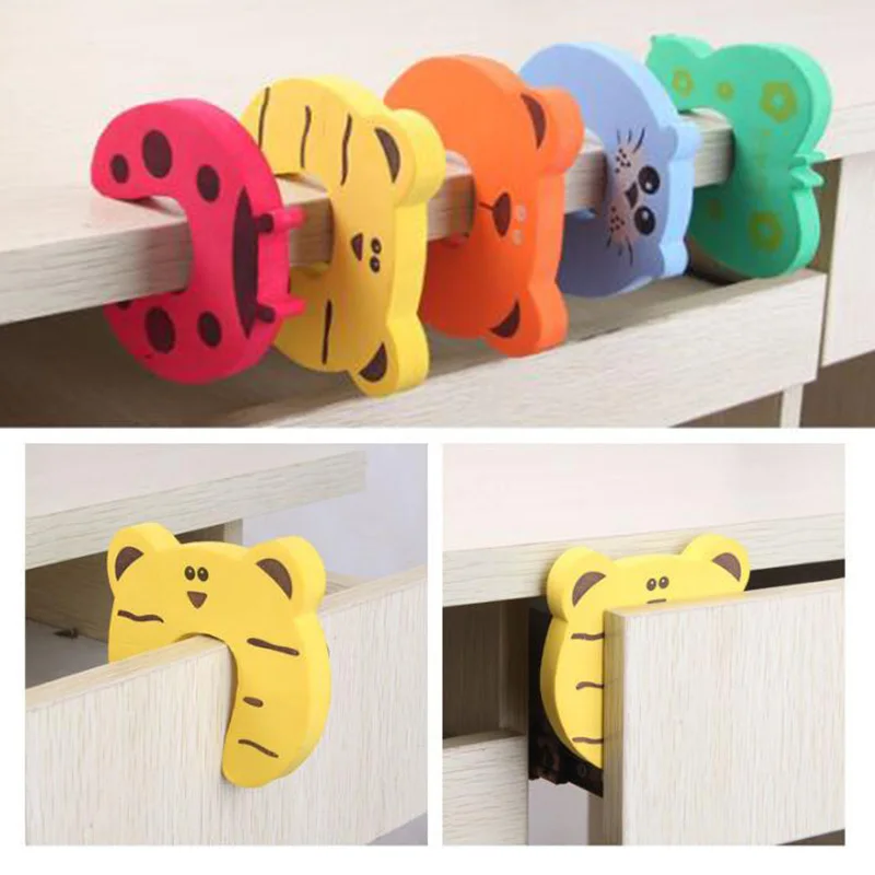 

5Pcs/Lot Protection Baby Safety Cute Animal Security Door Stopper Baby Card Lock Newborn Care Child Finger Protector