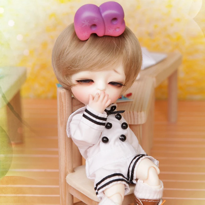 1/8 BJD  Louis Wants To Sleep Doll