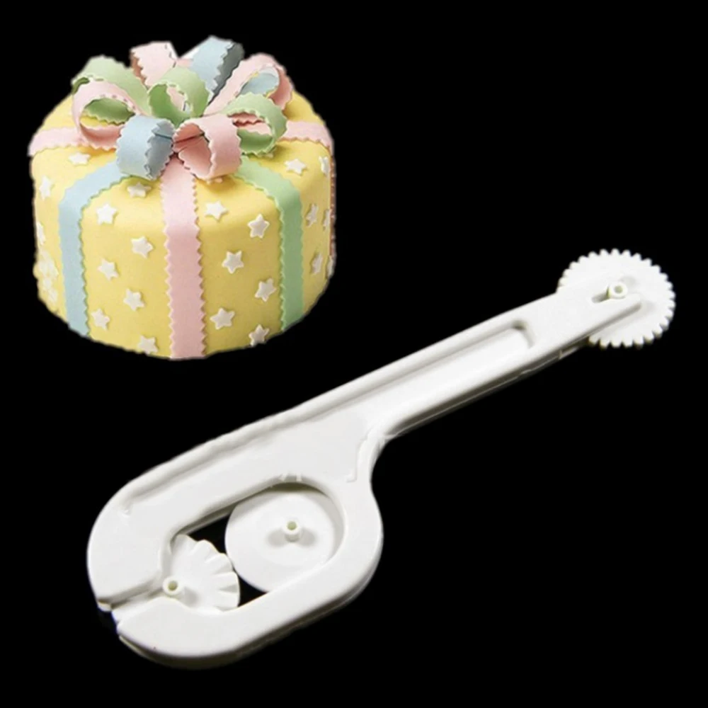 

Fondant Cake Sugar Tool 4PCS Cutting Wheel Craft Paste Embosser Wheel Icing Stitching Cutter Tool Plastic Small Roller