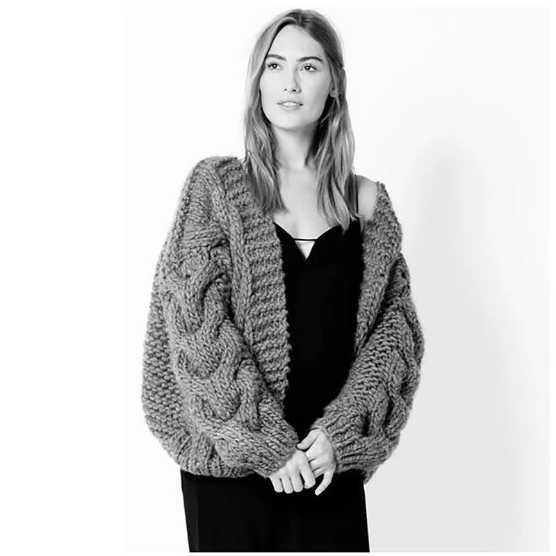 

2018 Autumn and Winter Women Coarse wool Thick and Warm Cardigan Sweater Streetwear female Handmade Crochet hook sweater Coat