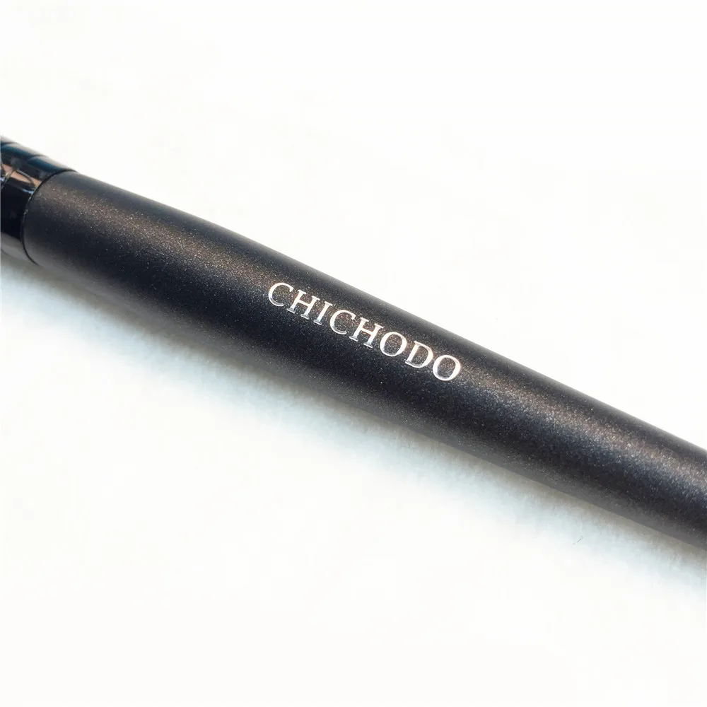 CHICHODO Pro Large Blending Brush _ 7