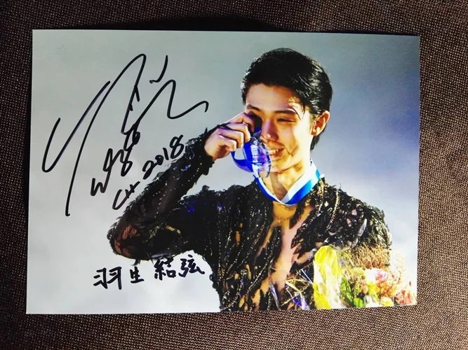 

hand signed Yuzuru Hanyu autographed photo 5*7 6 versions 112018