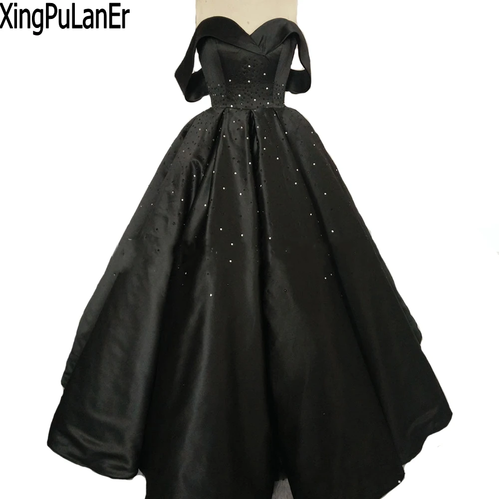 

Ball Gown Sweetheart Off The Shoulder Beaded Crystals Black Long Evening Gowns Saudi Arabic Dresses Plus Size Prom Dresses