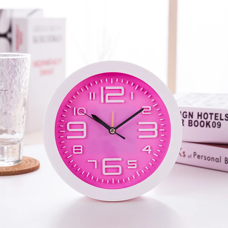 

2018 New Mini Mute Alarm Clocks Battery Bedside Desk Table Home Decor Kid Creat Gifts Square Portable Snooze Function Clocks