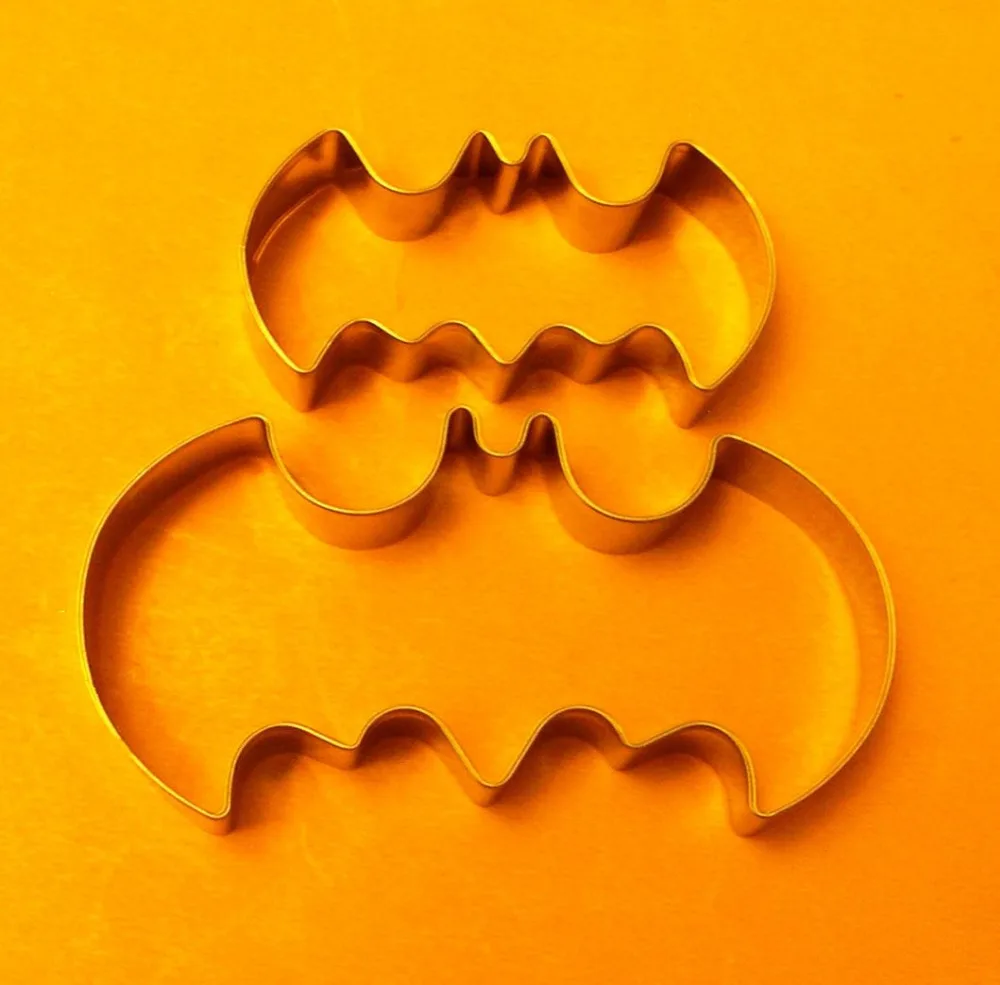 *Free shipping* 2 size Batman baking pastry biscuit cookie cutter set 2