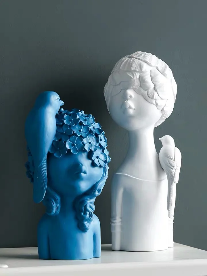 

Nordic Modern Concise Style Creative Resin People Statue Crafts Office Home Ornament Furnishing Wedding Gift