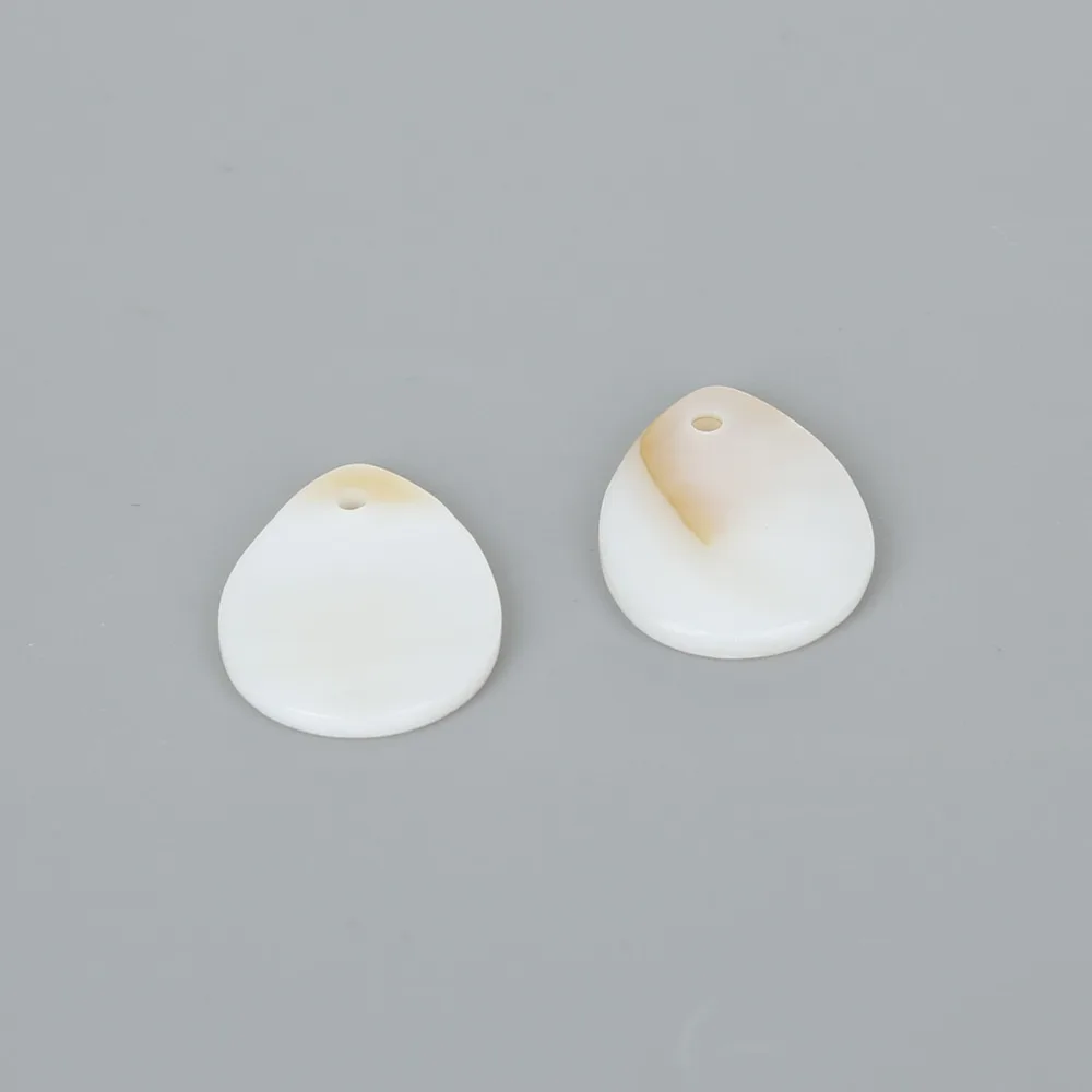 BTA132-02WH