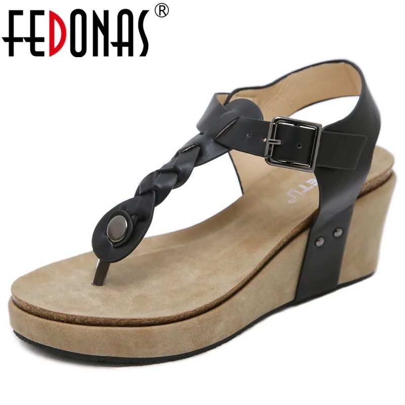 

FEDONAS New Women Wedges High Heels Summer Sandals T-strap Comfortbale Beach Shoes Woman Ladies Fashion New Shoes Pumps