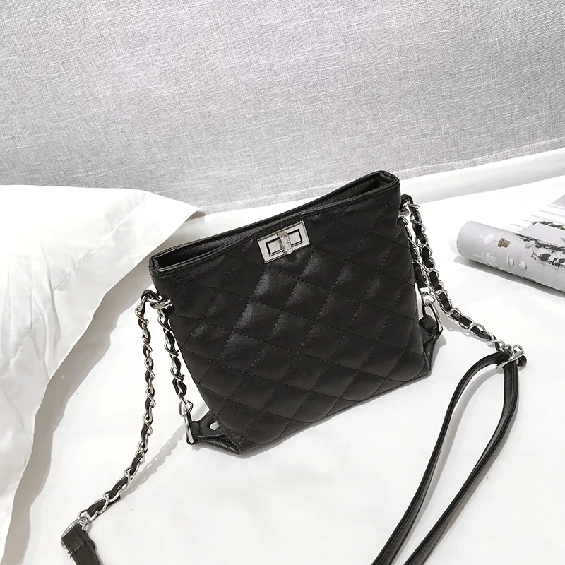 

2019 New Chain shoulder bag Famous designer PU leather diagonal package Women's luxury shoulder diagonal package bags for women