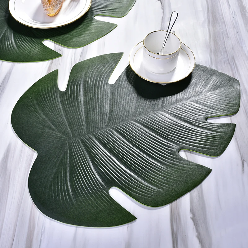 1 Piece Simulation Leaves Palm Leaf EVA Dining Table Mat Non-slip Pad Waterproof Kitchen Placemat Disc Pads Bowl Coasters Decor