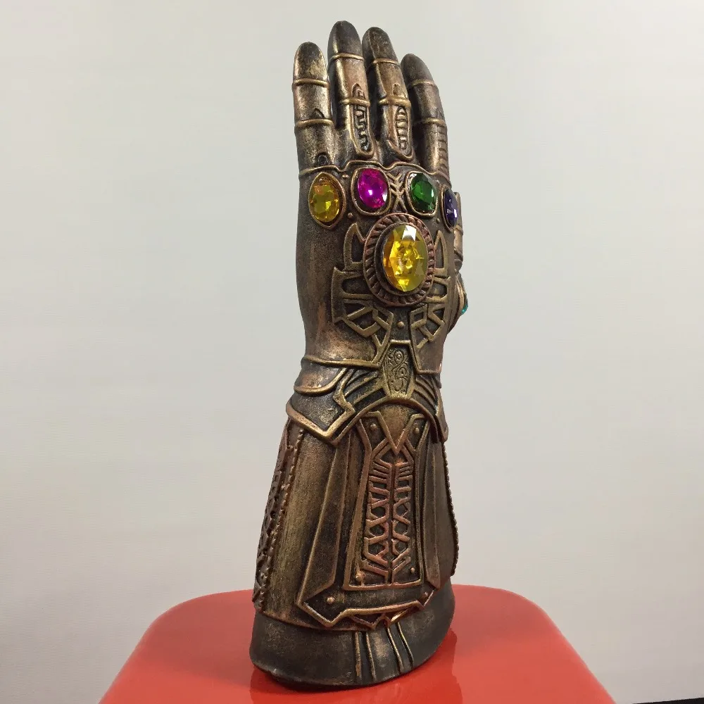 Thanos перчатки бесконечности перчатка Таноса Мстители война косплей супергерой