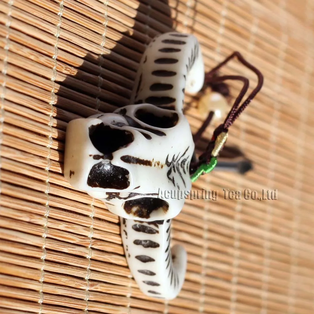 Unique Bone Tea Needle/Knife/Cutter,For making Ripe/Raw Puerh tea,Pu'er tea accessories,collection arts,with Secret gifts