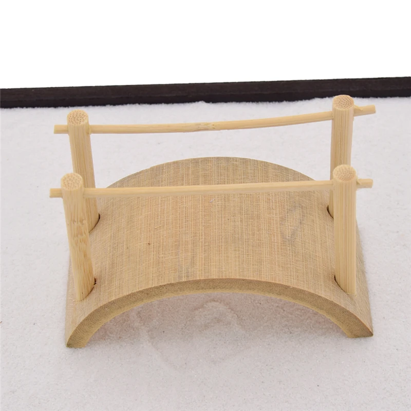 

Zen Bamboo Arch Bridge Model Religious Garden Miniature Figurine Modern Home Sand Table Gardens Mini Decor Crafts Wholesale