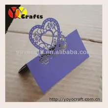 Лидер продаж лазерная резка бумаги свадебные поставить в различные цвета и нестандартного размера в форме сердца Рассадочные карточки