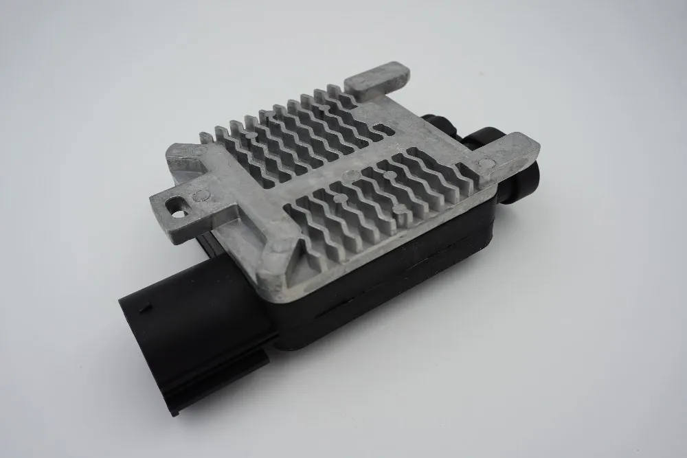 For Ford Crown Victoria Town Marquis Cooling Fan Control Relay Module