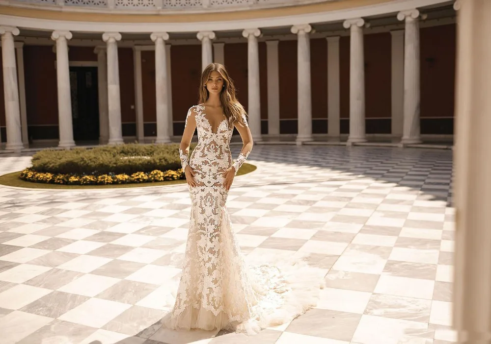 

2019 Berta Beach Mermaid Wedding Dress Long Sleeve Sheer Neck Lace Applique Champagne Lining Modern Bridal Gowns Button Back