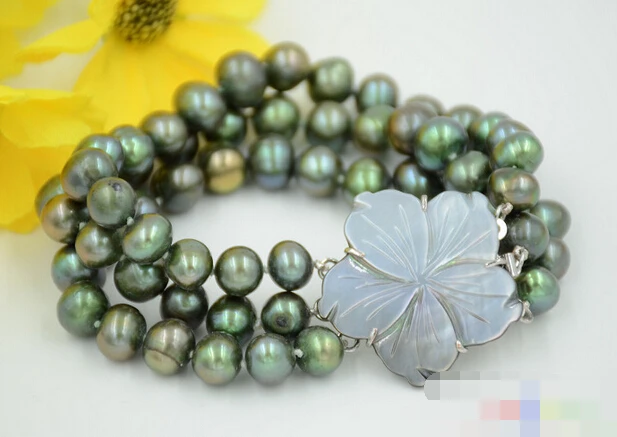 

12722 3row green round freshwater cultured pearl bracelet