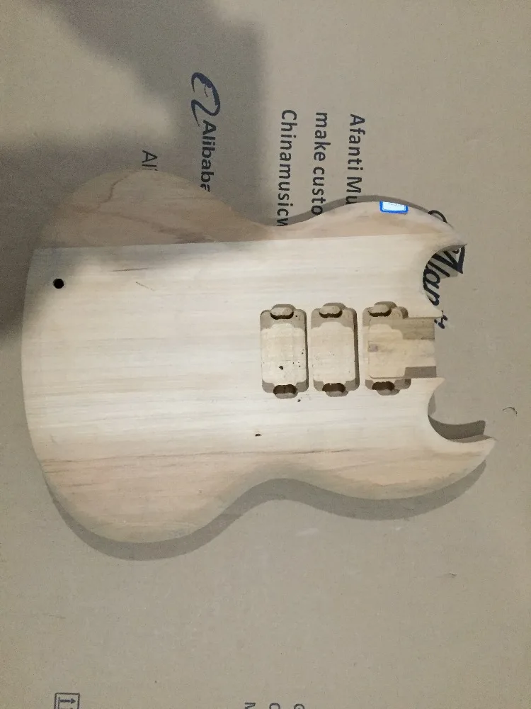 

Afanti Music Electric guitar/ DIY Electric guitar body (ADK-613)
