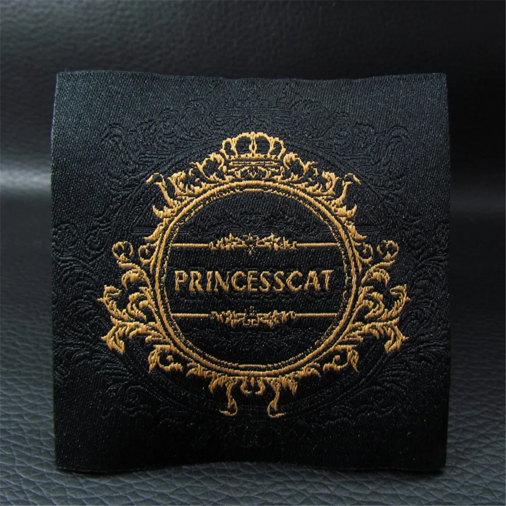 Free Design Custom Large Garment Embroidered Labels Woven Labels Sewing