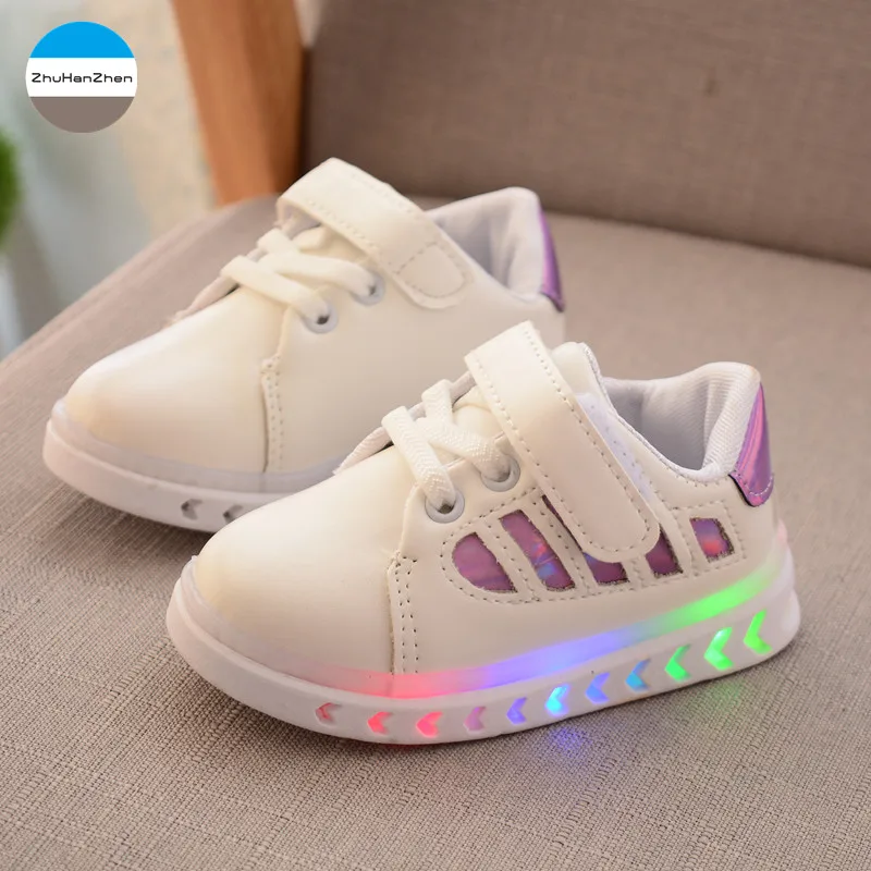 

2018 New 1 To 3 Years Old Led Lights Shoes Fashion Children Casual Shoes Baby Boys And Girls Sports Shoes Glowing Soft Toddlers