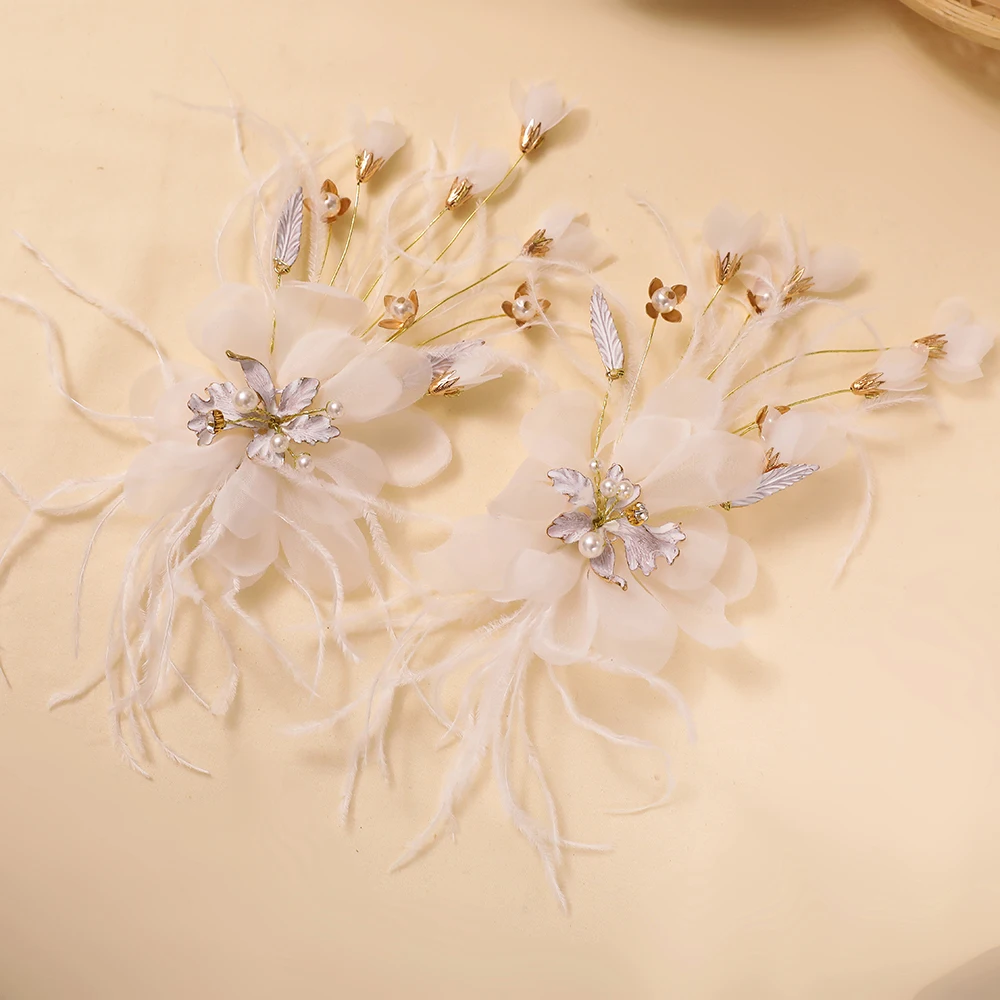 

One Pair Hair Clips Yarn White Artificial Feather Yarn Flower Headpiece Hair Accessories Bride Wedding Barrettes Ornaments Gifts