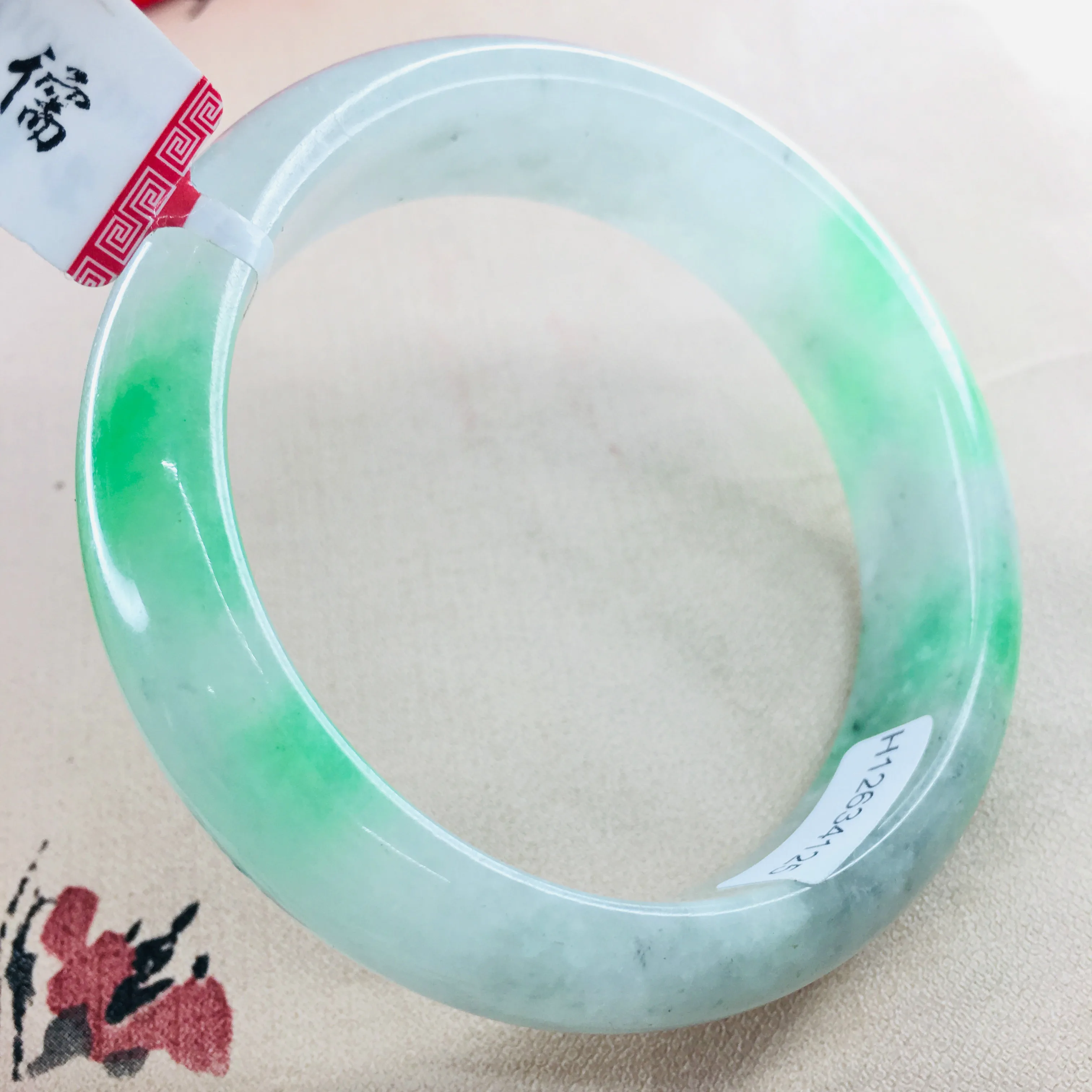 

Zheru Jewelry Pure Natural Jadeite Bracelet Natural Green Bicolor 54-62mm Female Princess Bracelet Gift Send Certificate