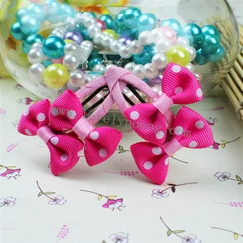

Lovely bow with Baby hair clip made of good quality Grosgrain Ribbon